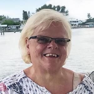 Meet your Posher, Becky